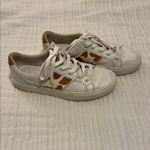 Chic White Sneakers with Animal Print